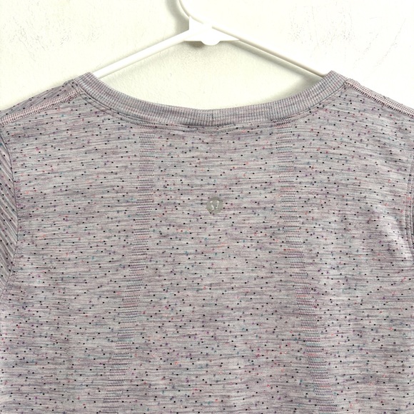 Lululemon Swiftly Relaxed Short Sleeve Shirt Purple Dapple Dot Women’s Size 4 - Picture 7 of 8